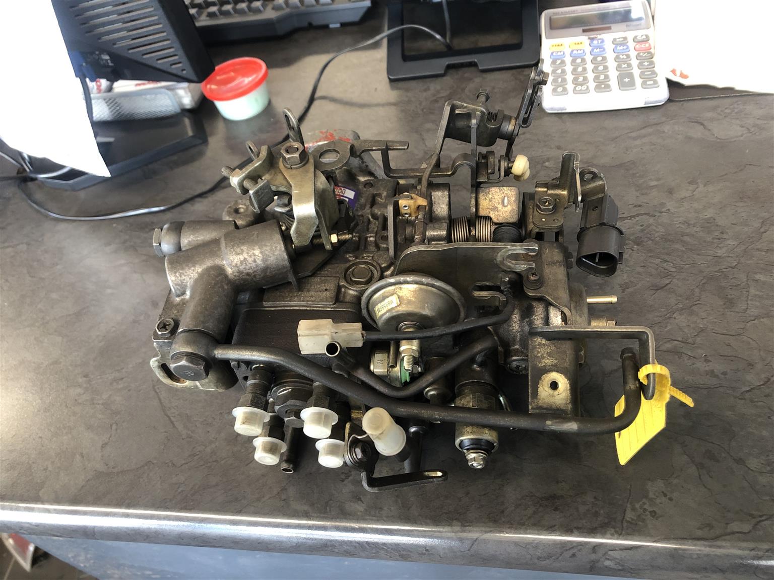 MITSUBISHI 2.8 4M40 DIESEL PUMP FOR SALE - Private Seller