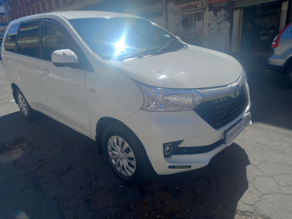 2020 TOYOTA AVANZA 1.5SX PETROL, MANUAL TRANSMISSION WHITE COLOUR