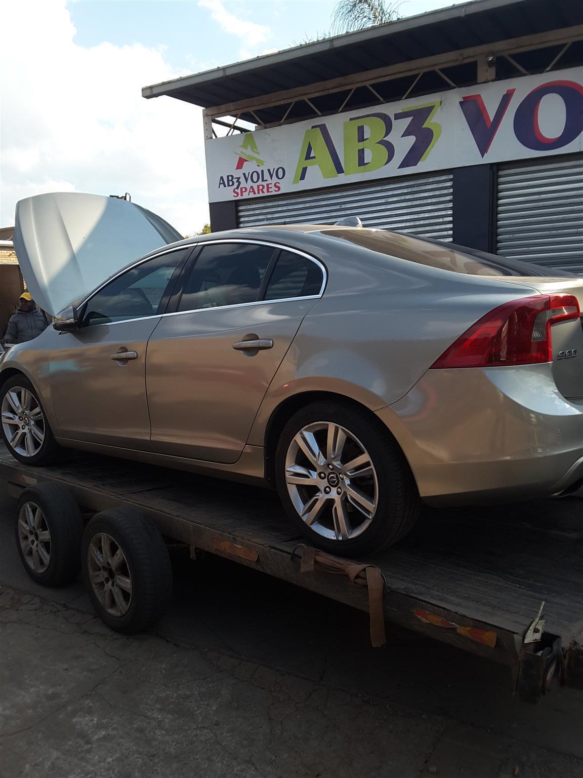Volvo S60 2012 Suspension Parts for sale - Private Seller Volvo S60 2012 Suspension Parts for sale - Private Seller
