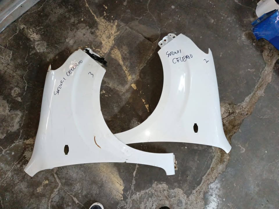 Suzuki celerio both side fenders - Private Seller Suzuki celerio both side fenders - Private Seller
