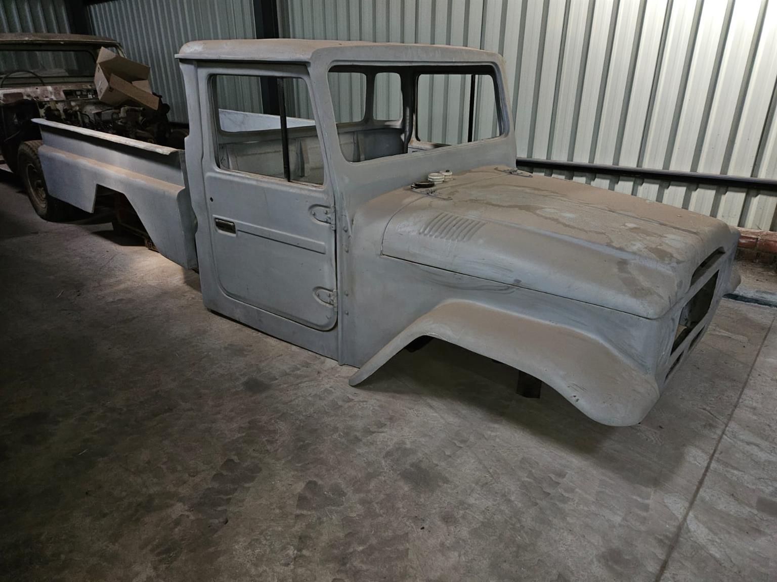 FJ45 Fibreglass Cab & Load Bin For Sale - Private Seller FJ45 Fibreglass Cab & Load Bin For Sale - Private Seller