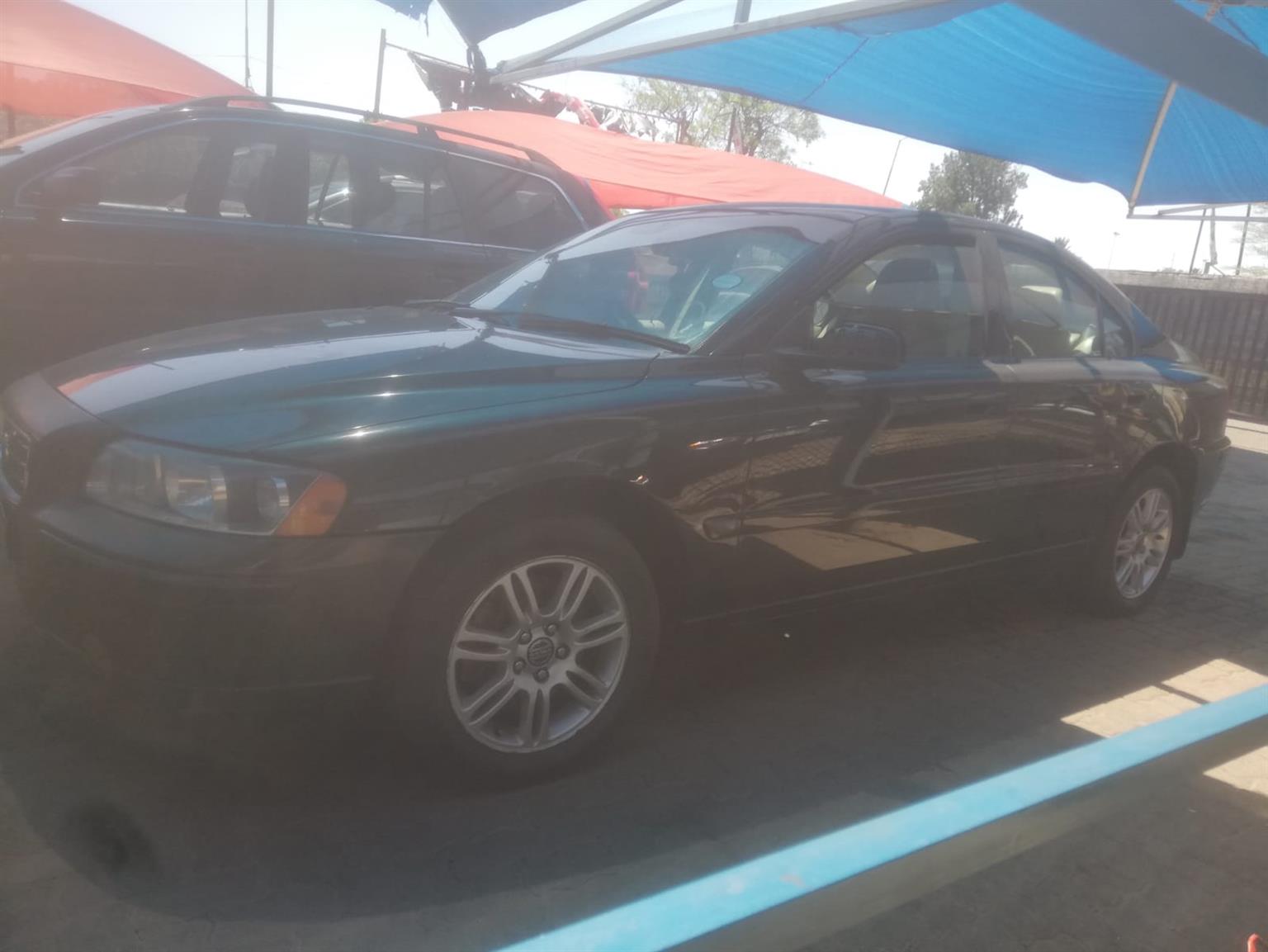VOLVO S60 2007 2L STRIPPING FOR SPARES (DELIVERY AVAILABLE COUNTRY WIDE) - Private Seller VOLVO S60 2007 2L STRIPPING FOR SPARES (DELIVERY AVAILABLE COUNTRY WIDE) - Private Seller