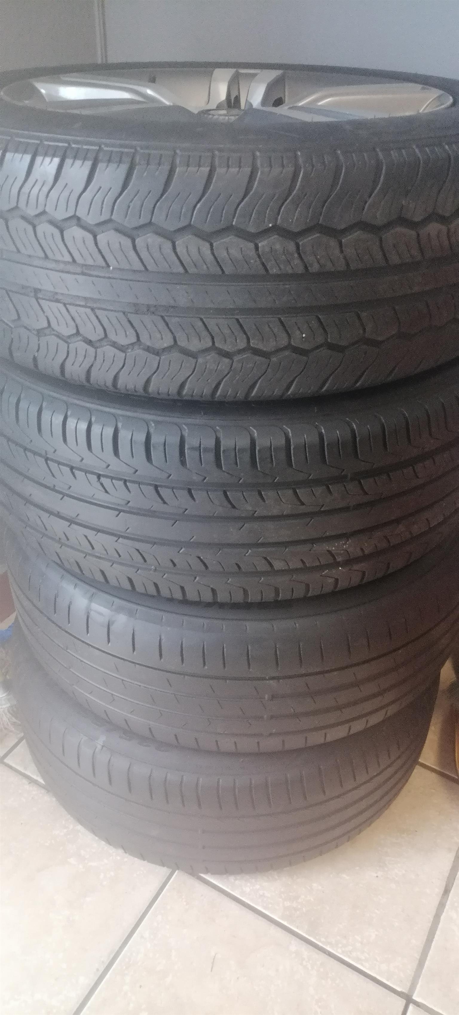 Have a good set of 4 18 inch mags with tyres. 235/55R18. 5 holes. - Private Seller Have a good set of 4 18 inch mags with tyres. 235/55R18. 5 holes. - Private Seller