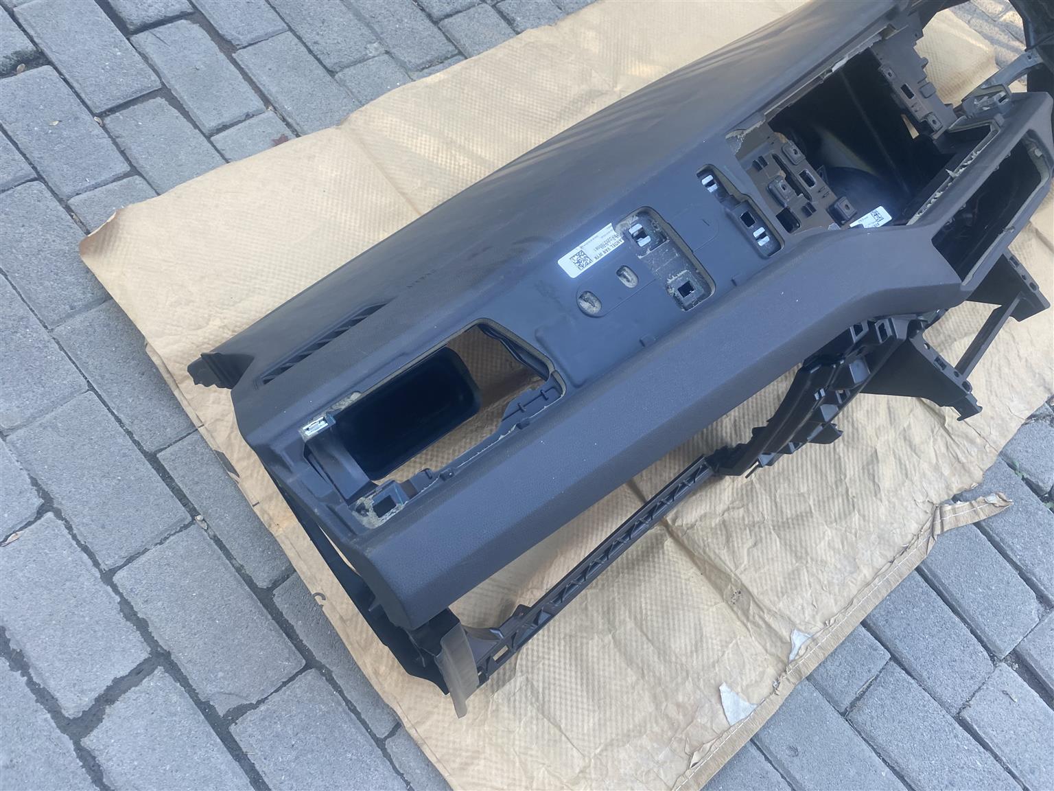 2019 VW POLO 8 DASHBOARD FOR SALE. IN PRISTINE CONDITION