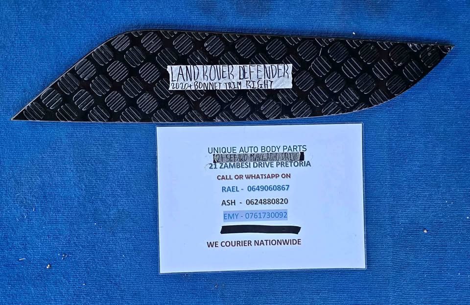 Land Rover Defender Bonnet Trim 2020 + Right