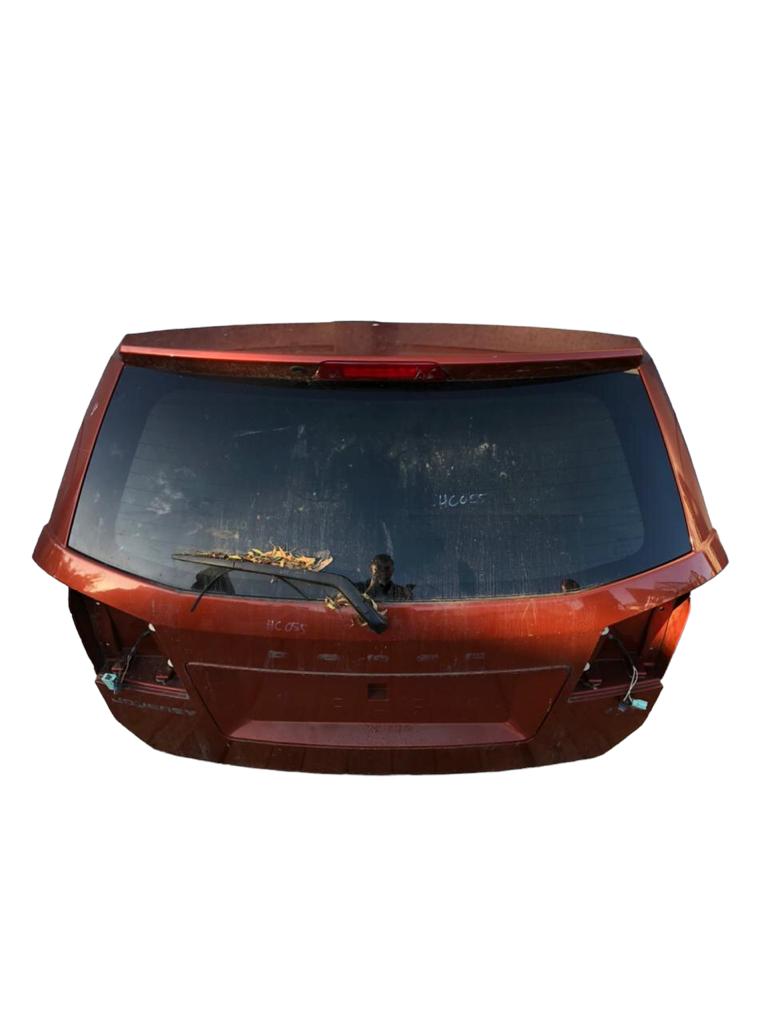DODGE JOURNEY COMPLETE TAILGATE - ORANGE - Private Seller