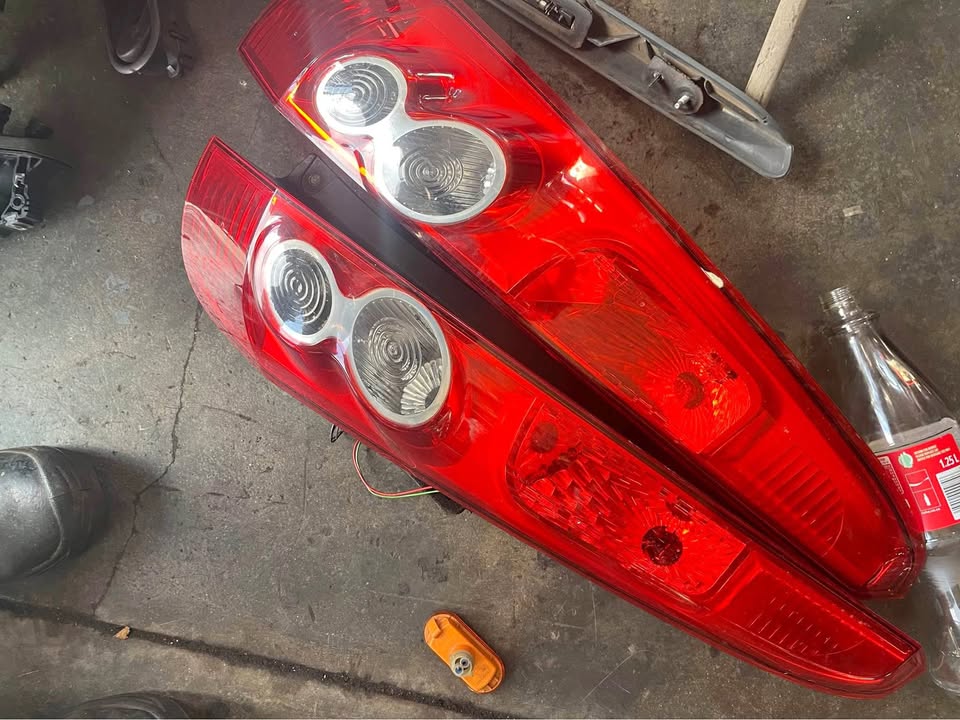 Ford fiesta taillights - Private Seller Ford fiesta taillights - Private Seller