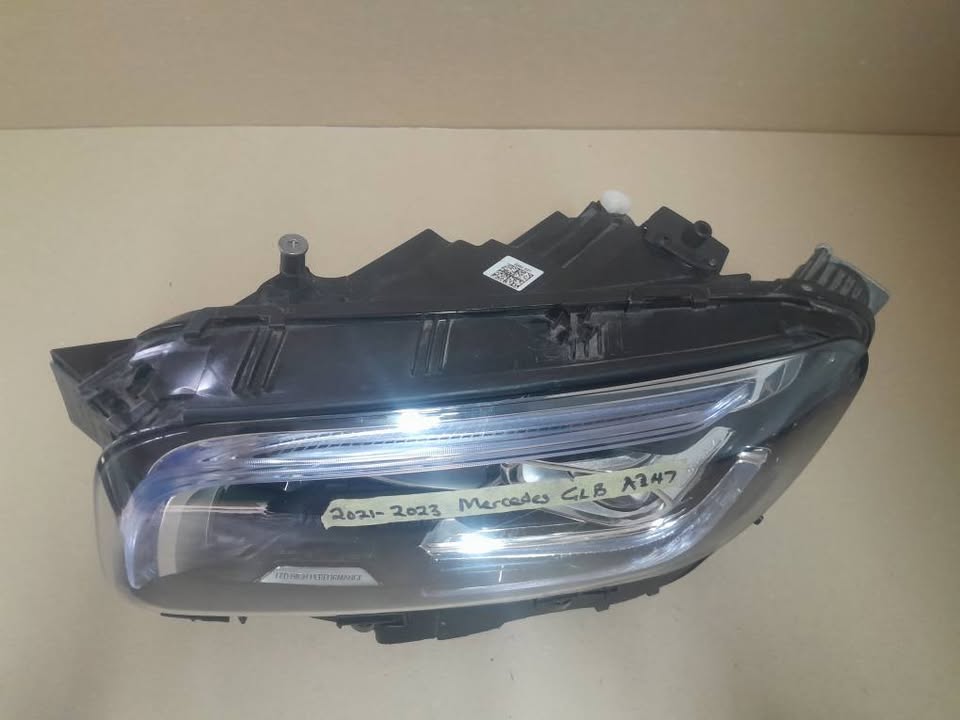 2021-2023 MERCEDES BENZ GLB A247 LEFT SIDE HEADLIGHT FOR SALE