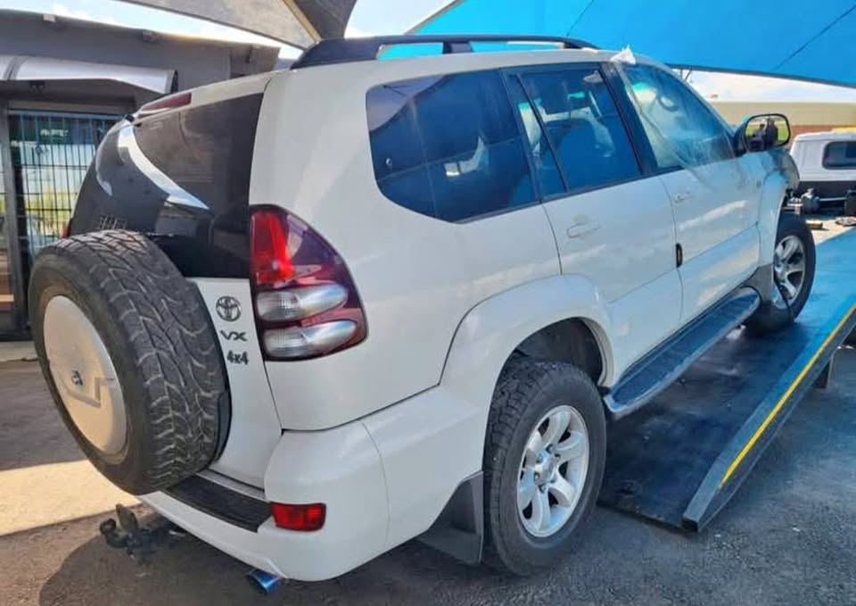 Toyota Prado 4.0 V6 J120 NOW STRIPPING FOR SPARE/PARTS