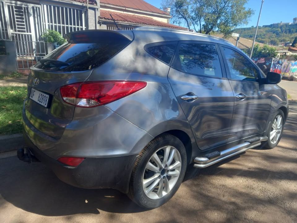 2013 Hyundai ix35 Executive 2.0 Petrol, Manual, Grey,Leather seat, Reverse camera