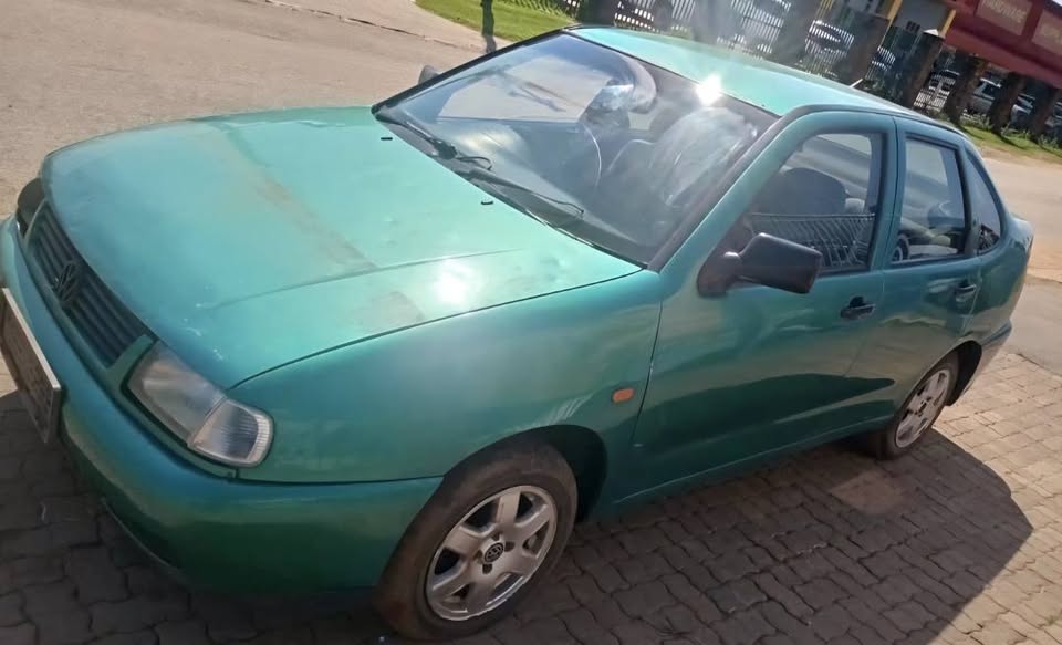 VW Polo Classic 1.6 Stripping For Spare Parts - Private Seller VW Polo Classic 1.6 Stripping For Spare Parts - Private Seller