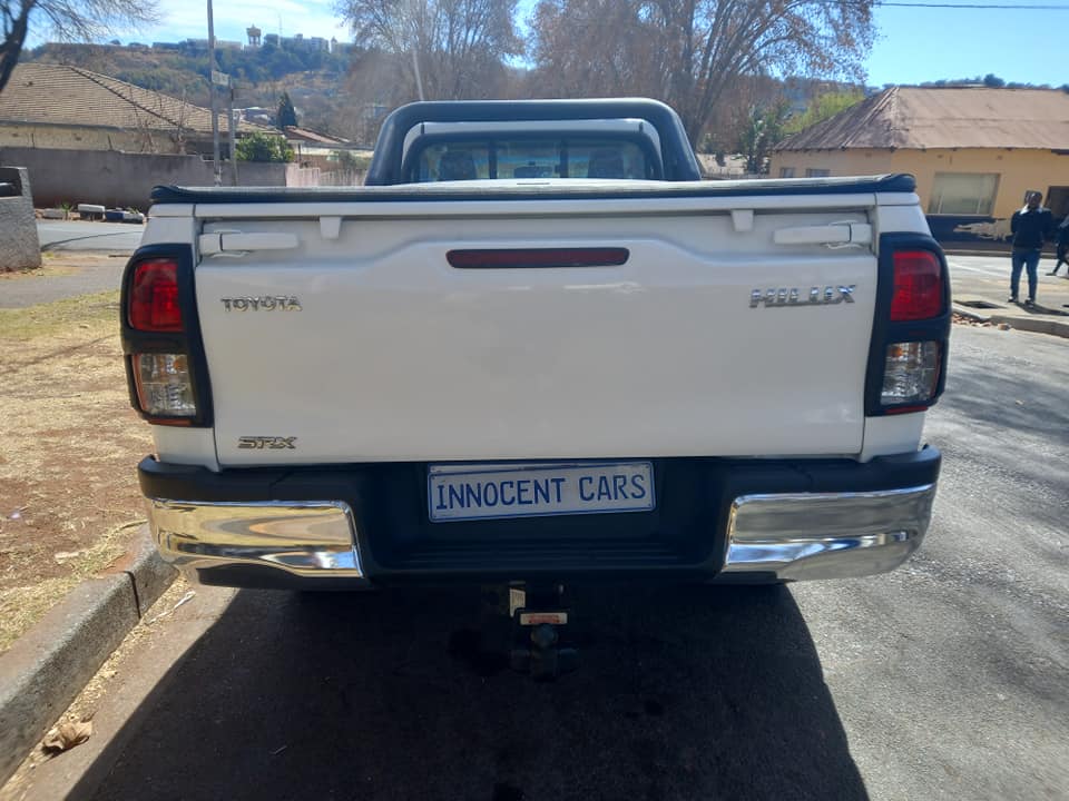 2021 TOYOTA HILUX SINGLE CAB 2.4 GD6 ENGINE DIESEL, MANUAL, WHITE COLOR