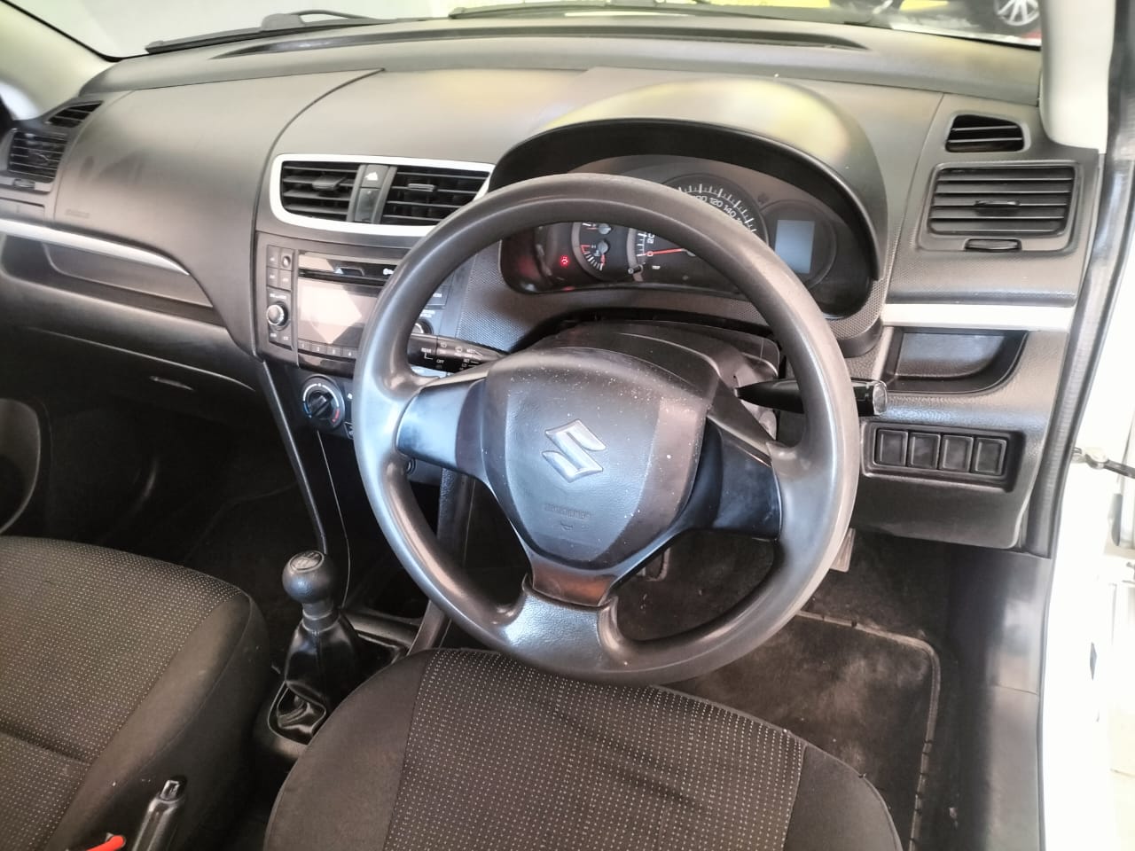 2017 MODEL SUZUKI SWIFT 1.2