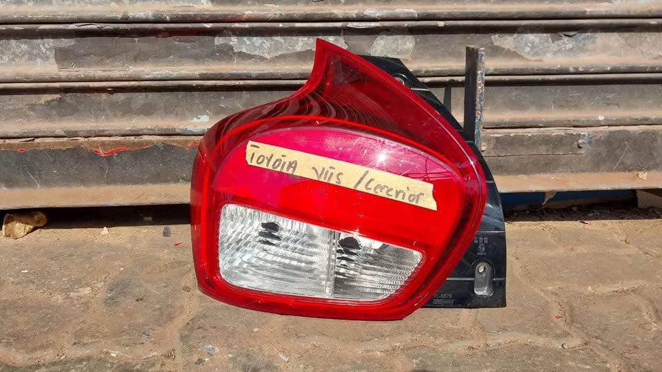 Toyota Vitz taillight - Private Seller Toyota Vitz taillight - Private Seller