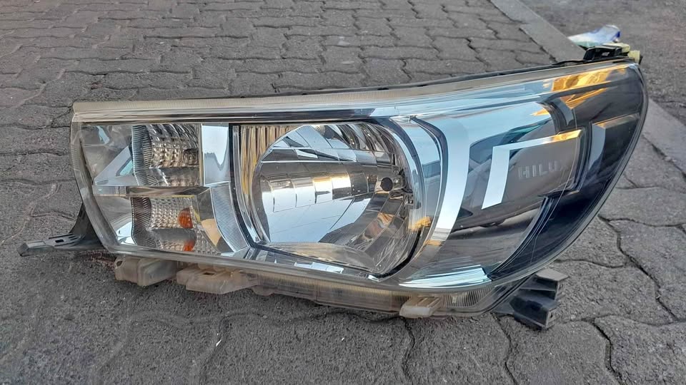 Toyota Hilux gd6 headlight - Private Seller Toyota Hilux gd6 headlight - Private Seller