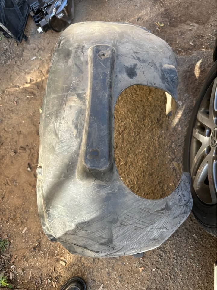 Audi a3 Front Fender Liner - Left 2017 - Private Seller Audi a3 Front Fender Liner - Left 2017 - Private Seller