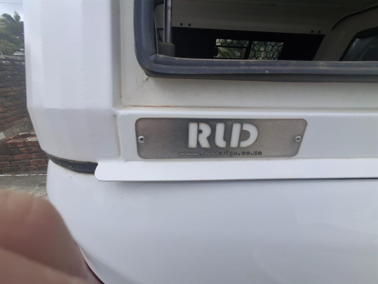 Nissan Nevara 4x4 Canopy. 2022 Model. - Private Seller