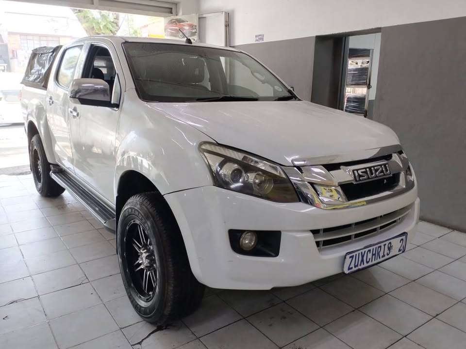 2014 ISUZU KB300 DMAX DOUBLE CAB 4X2 MANUAL