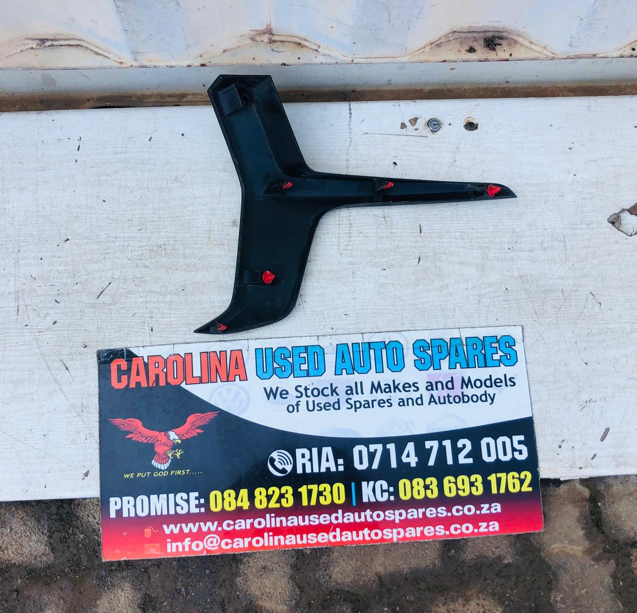 Toyota Hilux GR sport right bumper moulding (2026) - Private Seller Toyota Hilux GR sport right bumper moulding (2026) - Private Seller