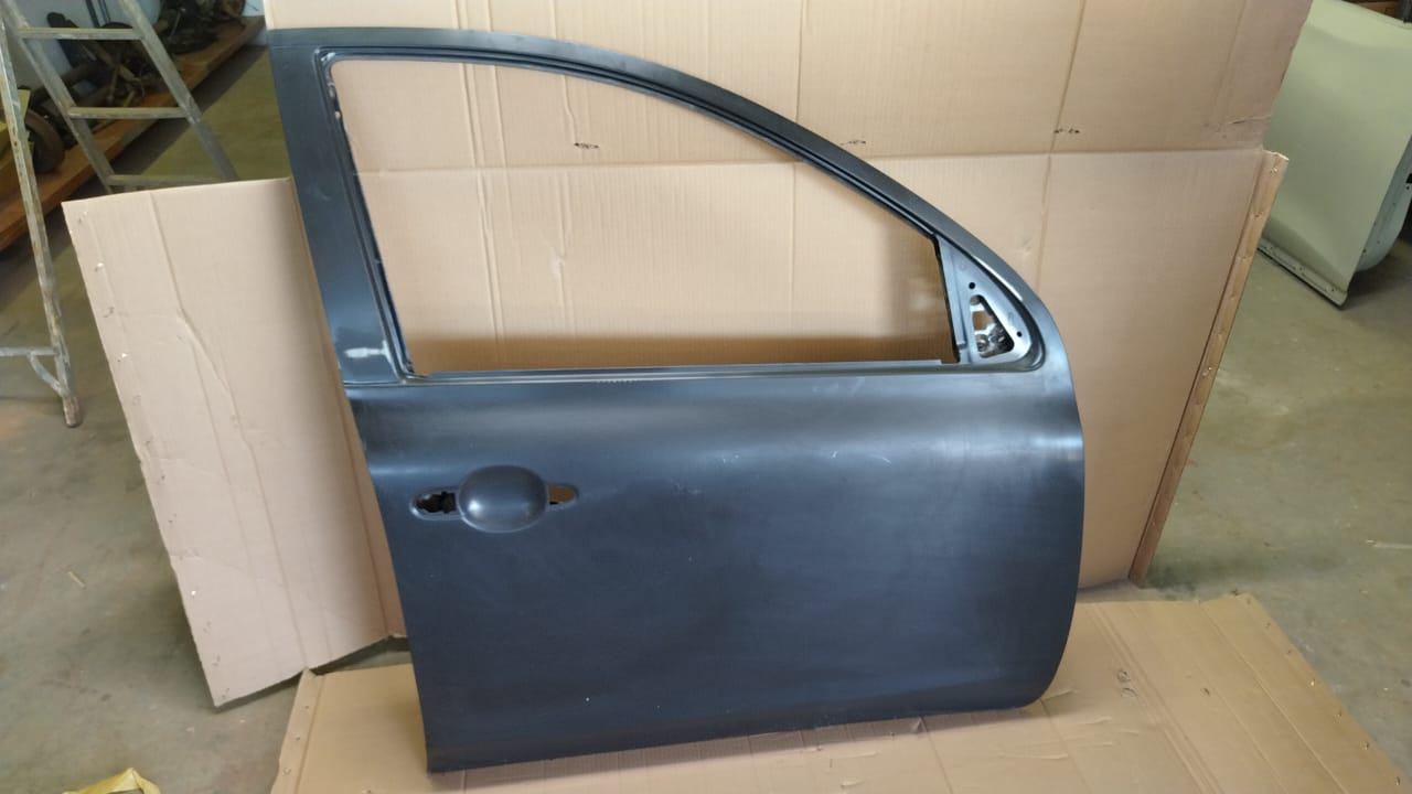 Nissan Micra Right front door - Private Seller