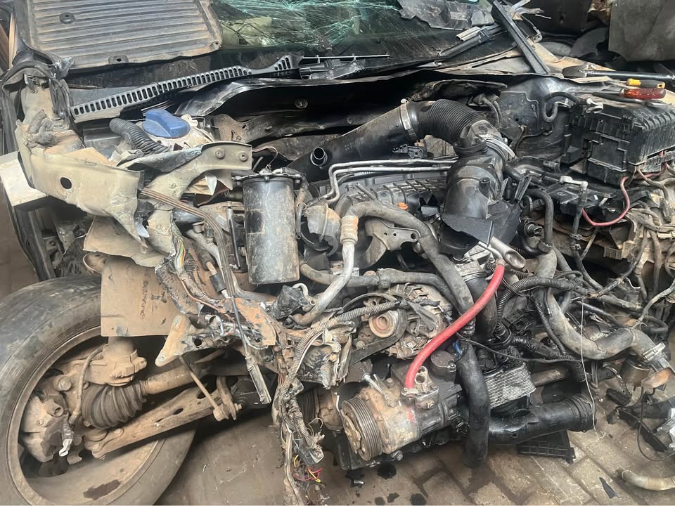 Golf 5 tdi stripping for parts - Private Seller Golf 5 tdi stripping for parts - Private Seller
