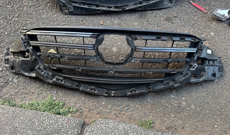 Mazda cx5 main grille - Private Seller Mazda cx5 main grille - Private Seller