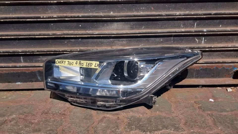 Chery Tiggo 4 Pro LED headlight - Private Seller Chery Tiggo 4 Pro LED headlight - Private Seller