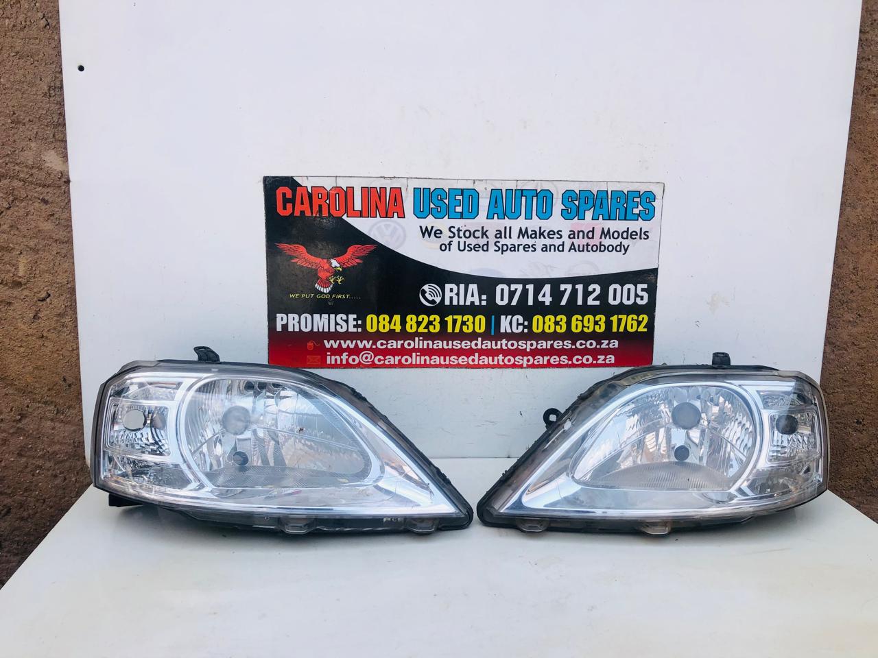 Nissan Np200 left and right side headlight (2008) - Private Seller Nissan Np200 left and right side headlight (2008) - Private Seller
