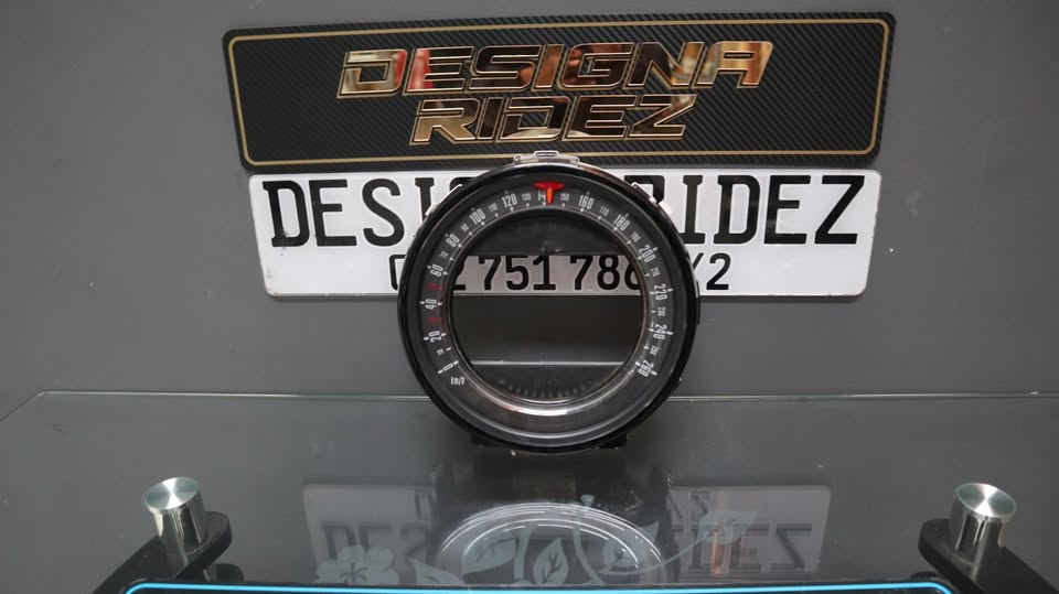 MINI COOPER R56S CLUSTER - Private Seller MINI COOPER R56S CLUSTER - Private Seller