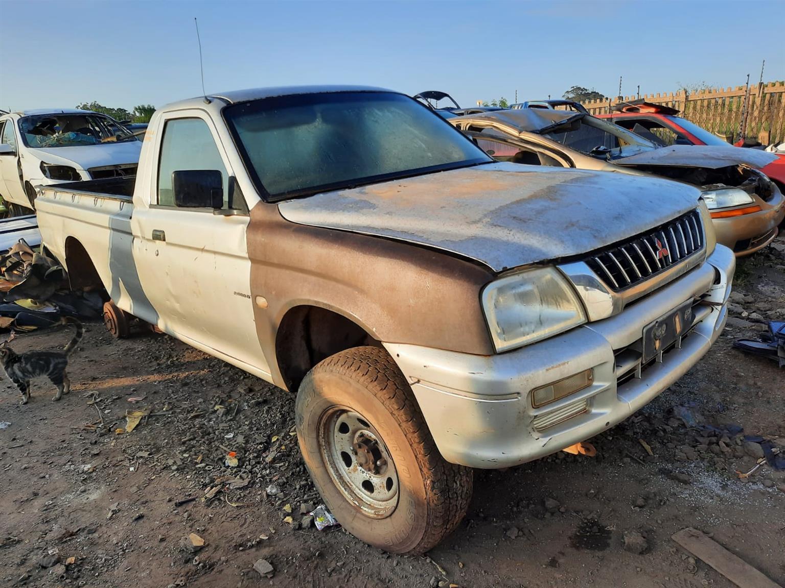 2006 Mitsubishi Colt 2.8D - Stripping for Spares.