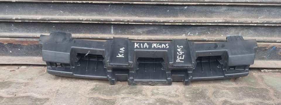 Kia Pegas Front Bumper Grille Bracket - Private Seller Kia Pegas Front Bumper Grille Bracket - Private Seller