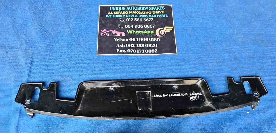 Range Rover Evoque Upper Radiator Grille