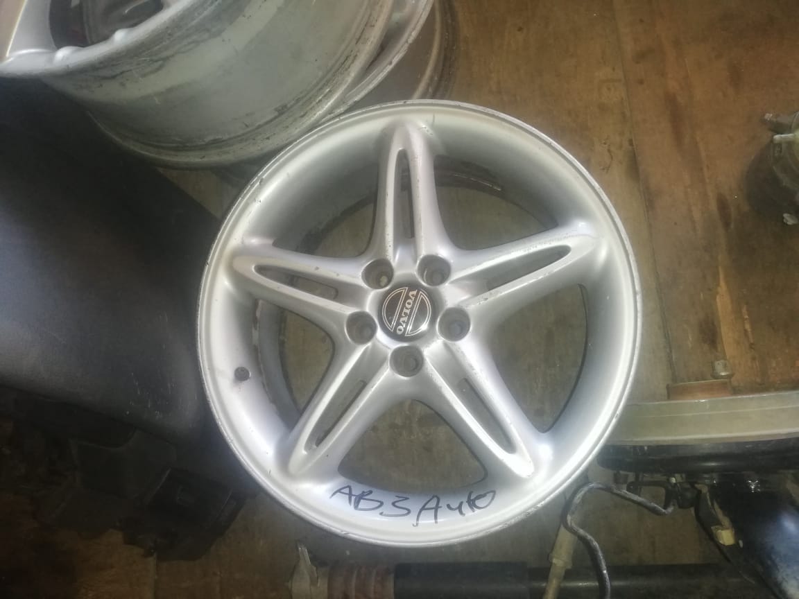AUDI A6 RIMS FOR SALE (DELIVERY COUNTRY WIDE) - Private Seller AUDI A6 RIMS FOR SALE (DELIVERY COUNTRY WIDE) - Private Seller