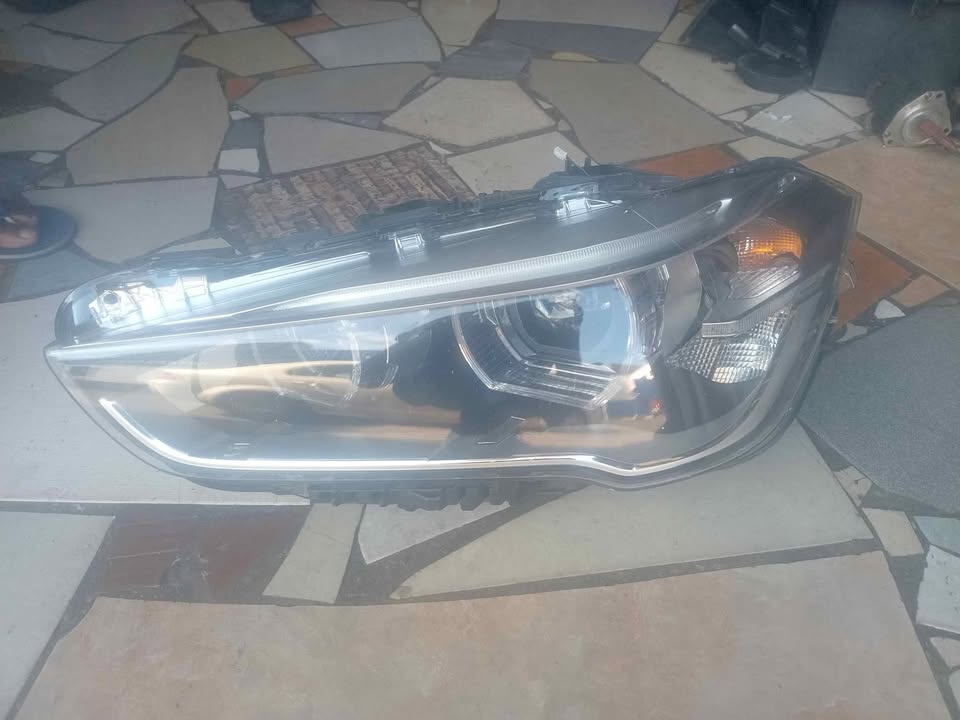 Bmw X1 F48 leftside headlight - Private Seller Bmw X1 F48 leftside headlight - Private Seller