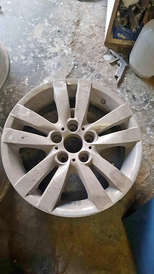 Bmw loose rims - Private Seller Bmw loose rims - Private Seller