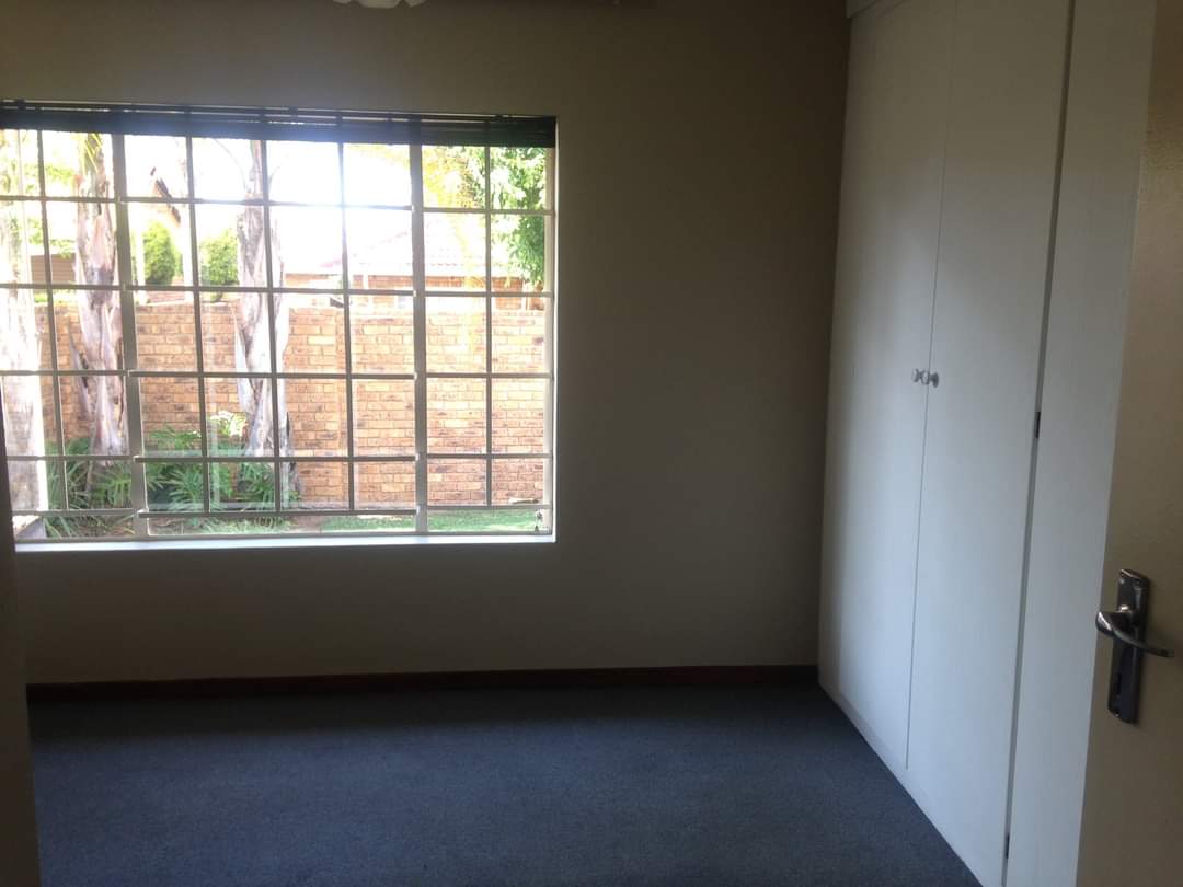 Townhouse to Rent in Amberfield, Centurion!