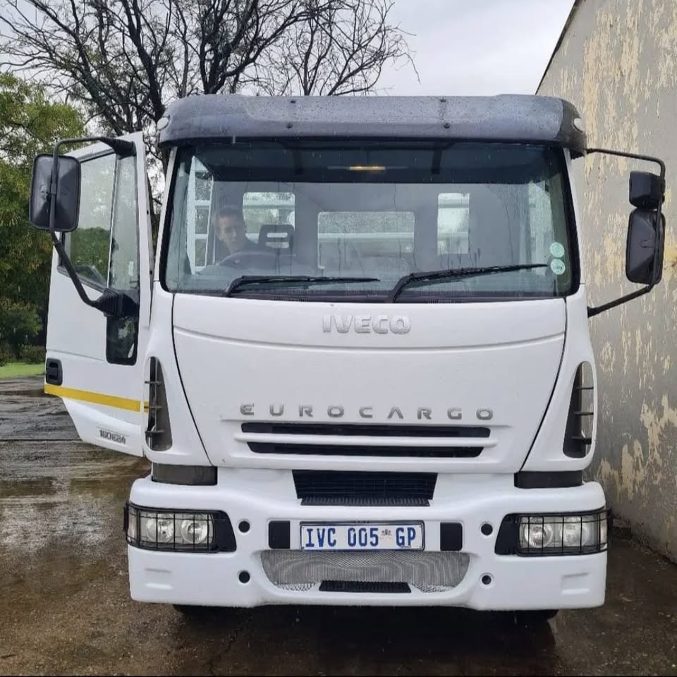 2013 iveco  160e24 8ton
