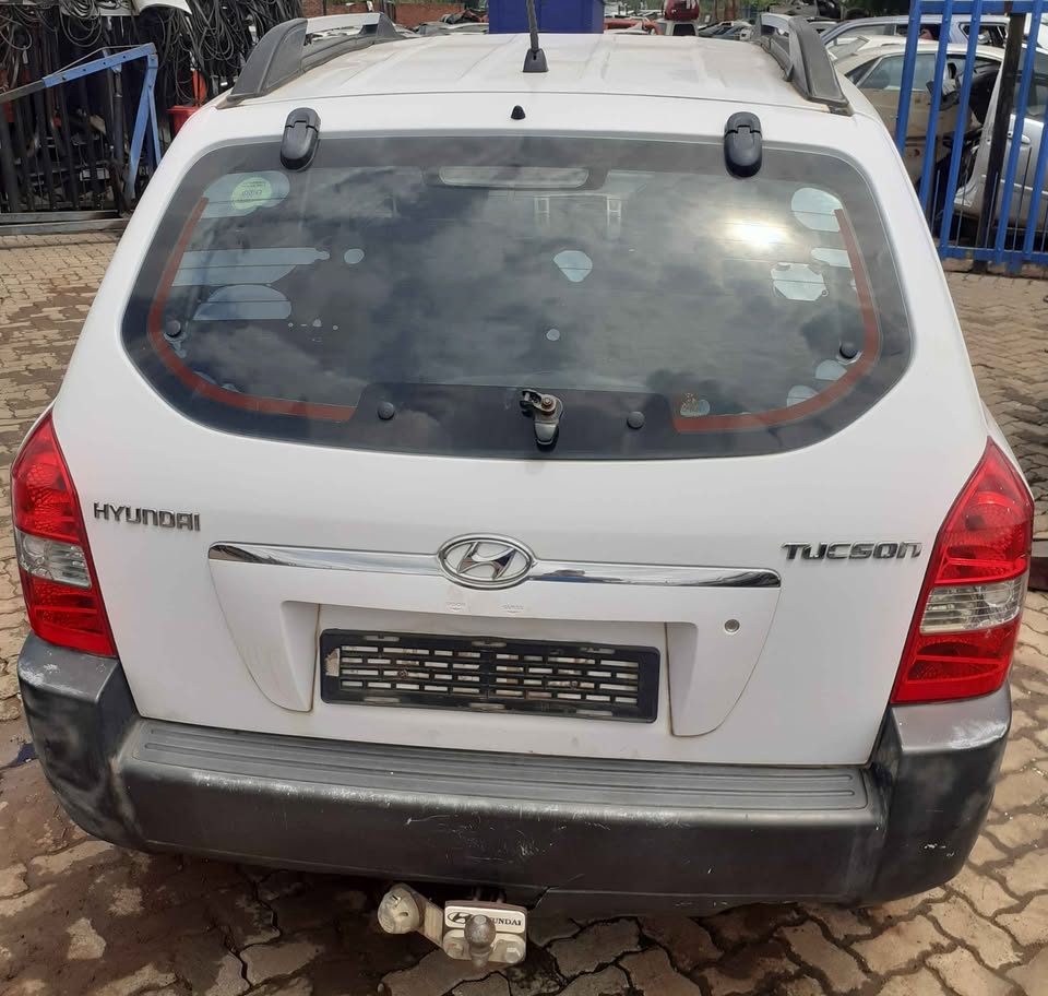 Hyundai Tucson Stripping for spares - Private Seller Hyundai Tucson Stripping for spares - Private Seller