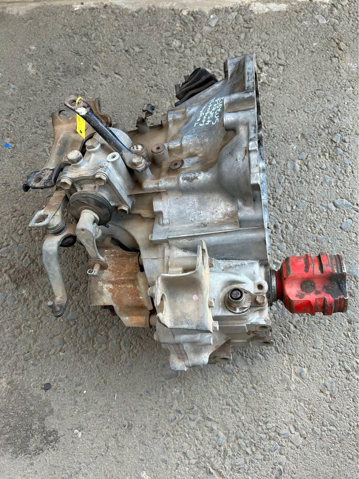Toyota Conquest 4 Speed Transmission For Sale @Circle 7 Used Parts Call or WhatsApp - Private Seller