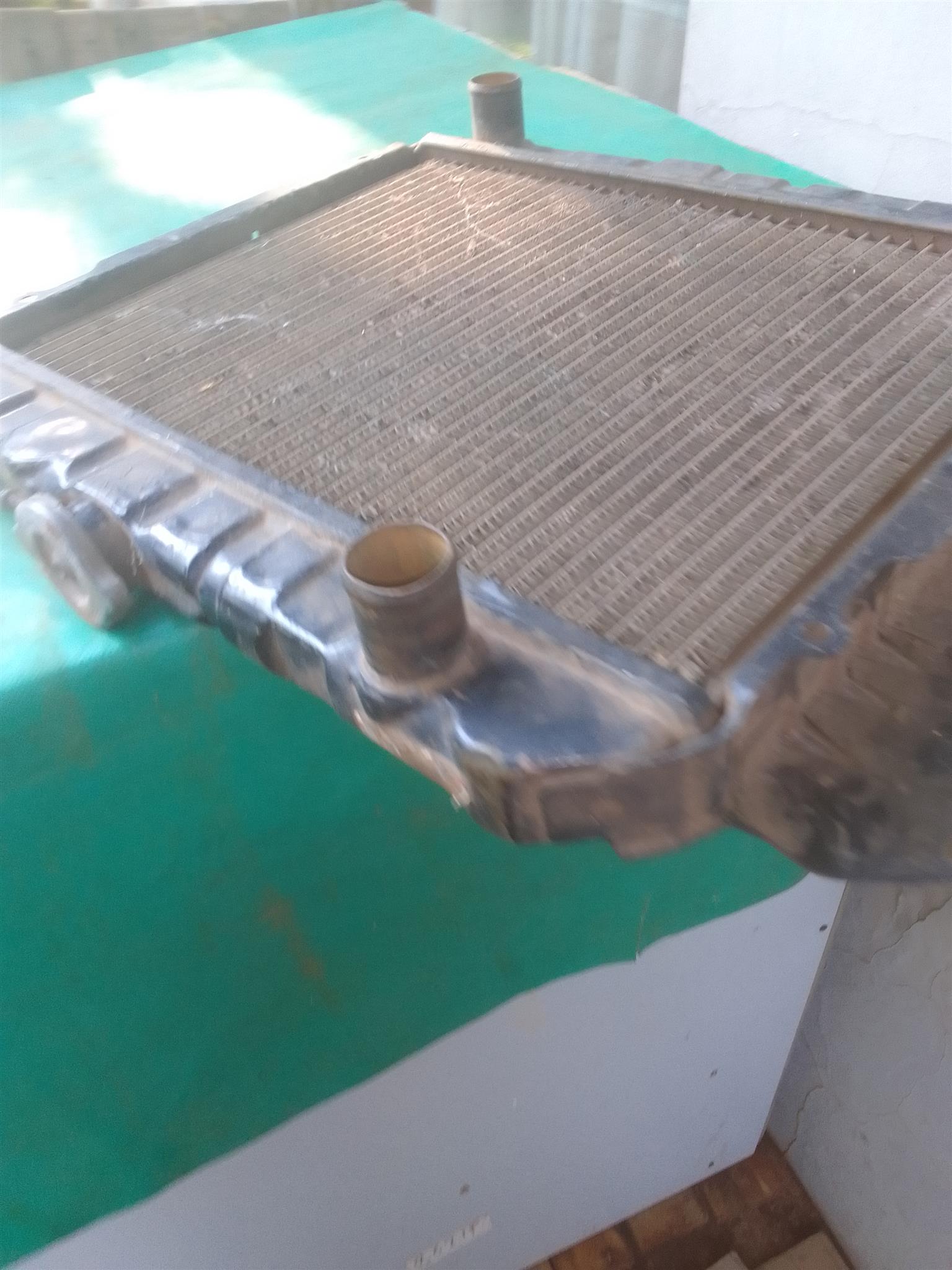 Radiator Nissan 2.7 Diesel - Private Seller Radiator Nissan 2.7 Diesel - Private Seller