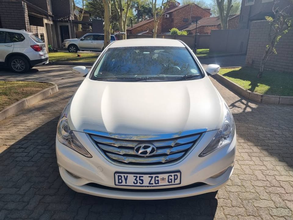 Used Hyundai Sonata 2.4 Premium - Private Seller Used Hyundai Sonata 2.4 Premium - Private Seller