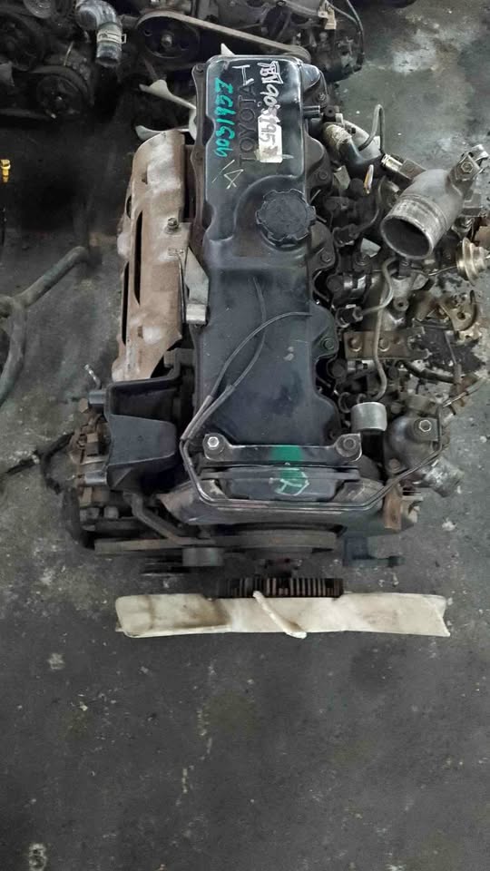 TOYOTA HIPS 5L 3.0L COMPLETE ENGINE FOR SALE - Private Seller TOYOTA HIPS 5L 3.0L COMPLETE ENGINE FOR SALE - Private Seller