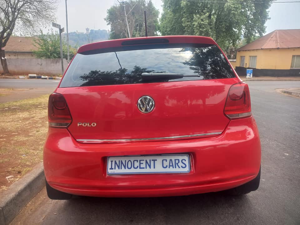 2012 VW POLO VIVO HATCHBACK 1.4 PETROL, MANUAL, RED COLOR, MILEAGE 98000KMS