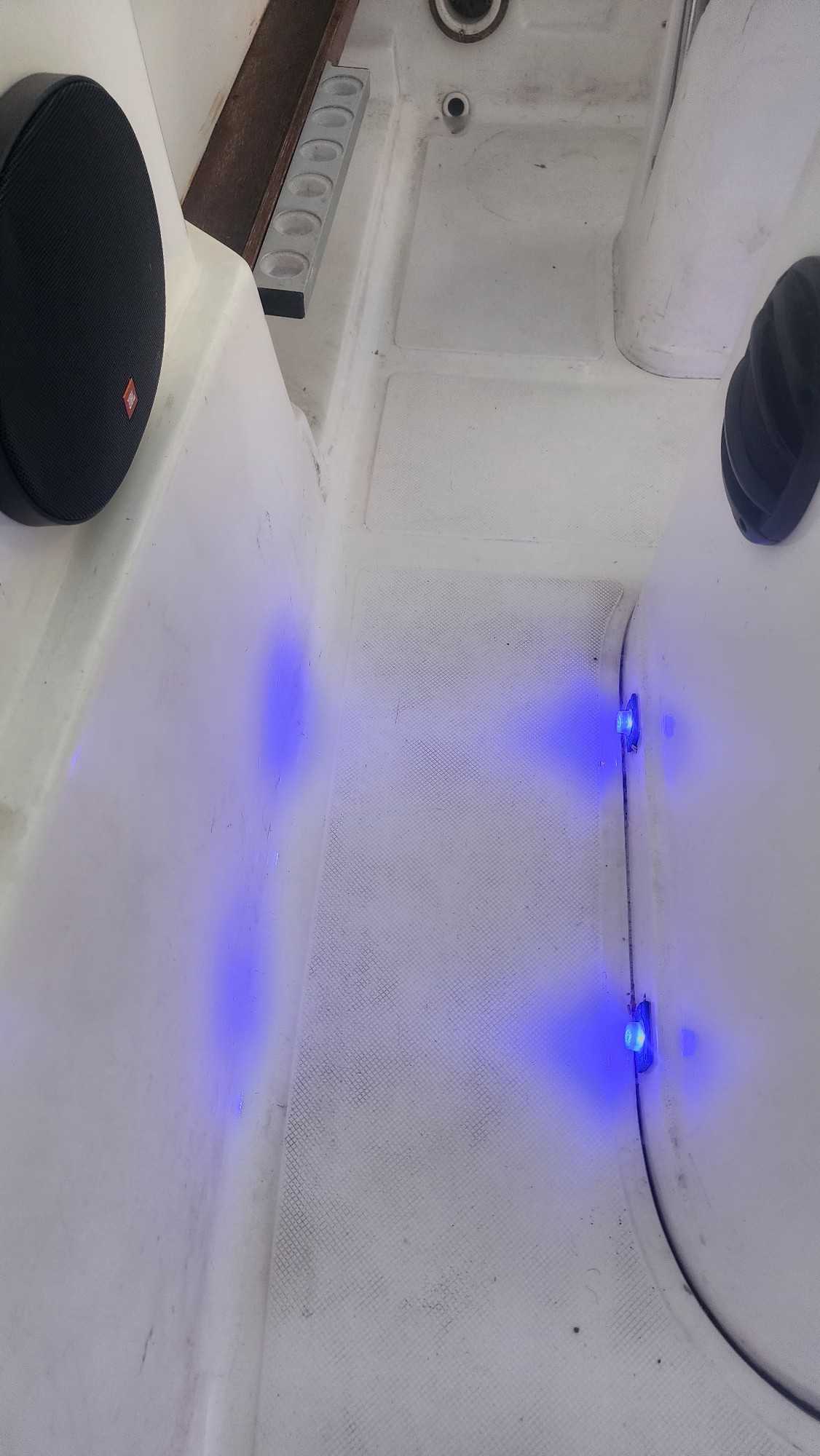 17ft rascala center console with 115 v4 yamaha