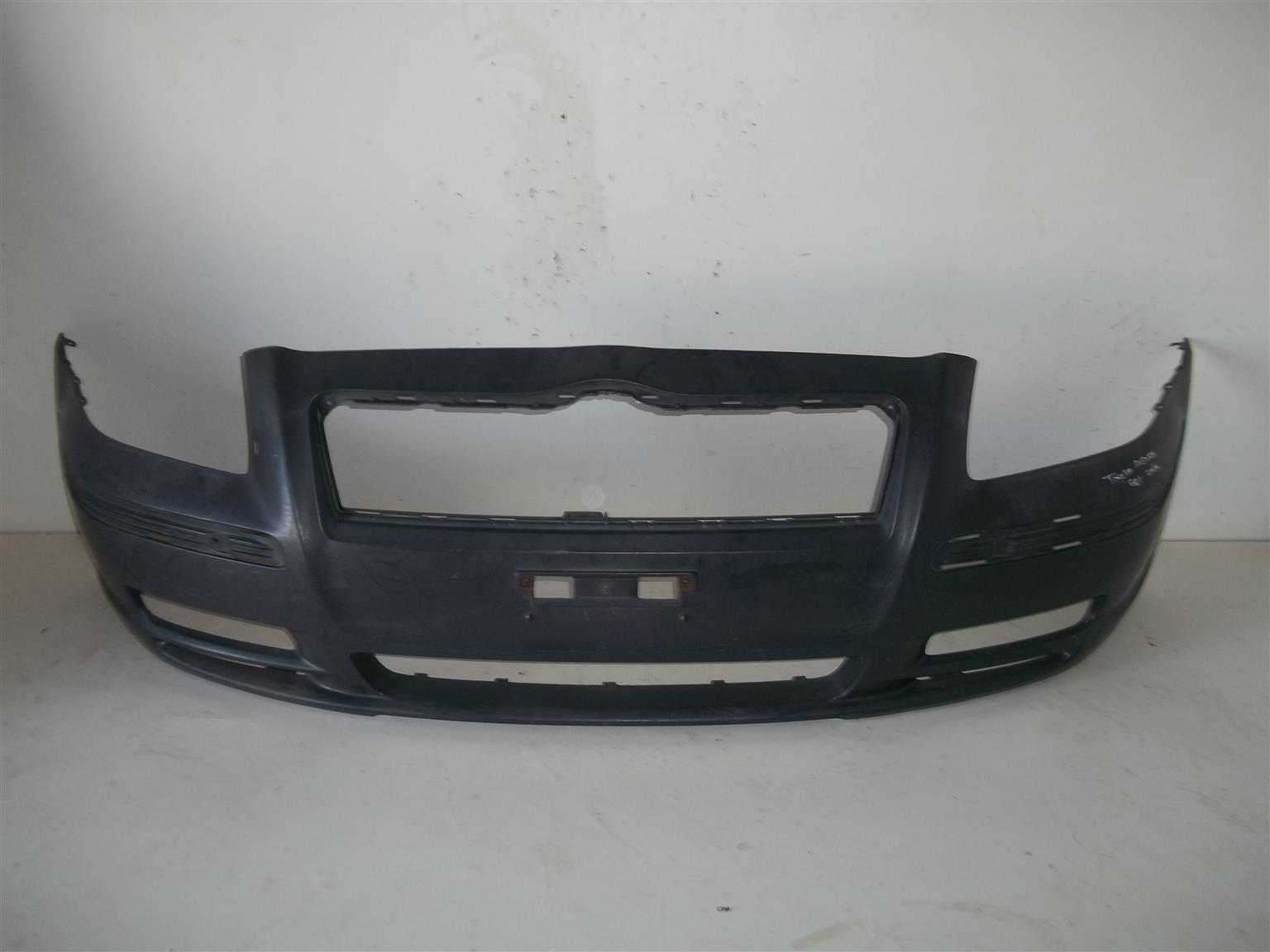 Toyota Avensis (T25) '03-'06 front bumper (OEM) - Private Seller Toyota Avensis (T25) '03-'06 front bumper (OEM) - Private Seller
