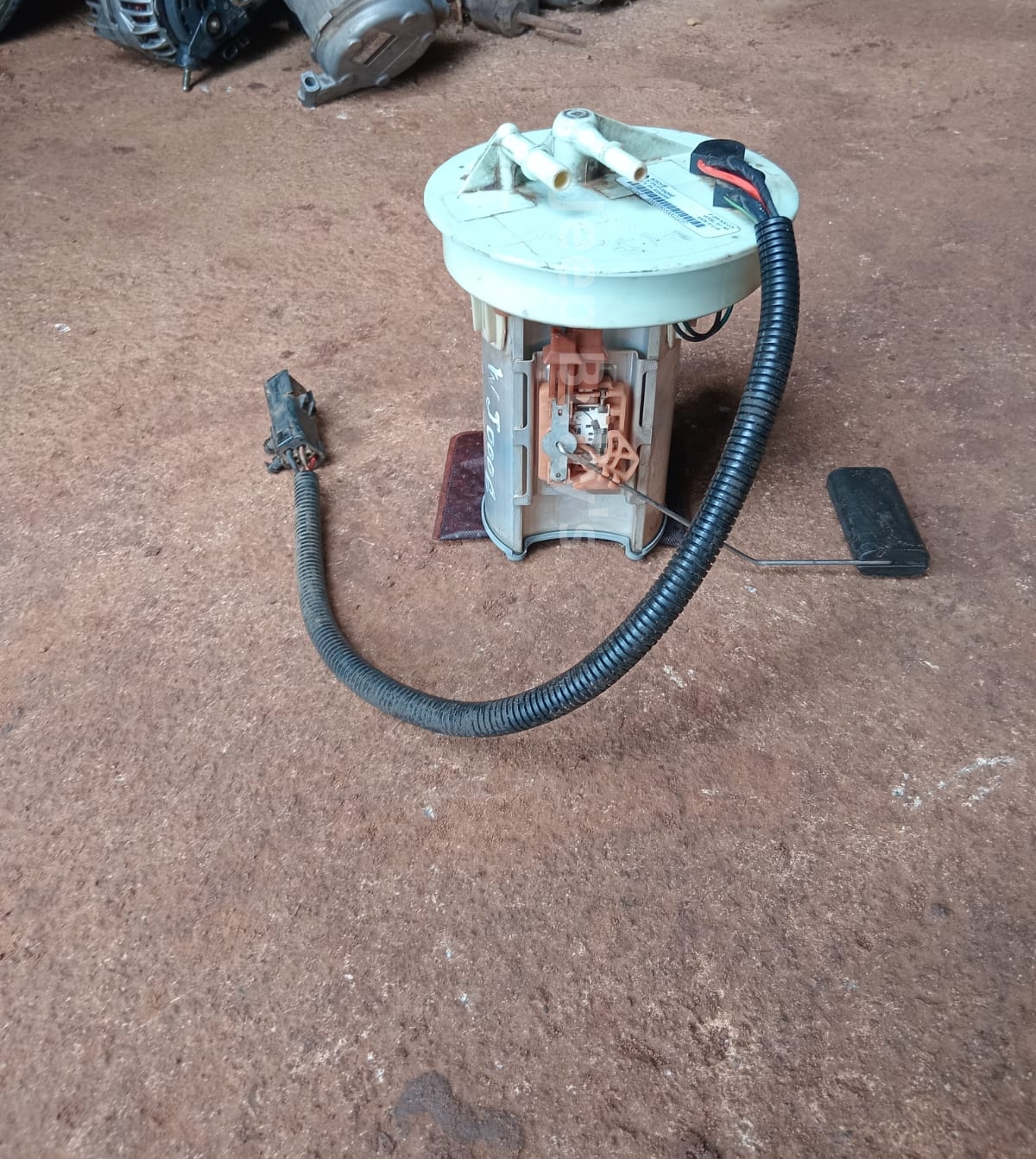 Fuel Pump For 4.7 Jeep Grand Cherokee WJ -Jeep Spares - Private Seller Fuel Pump For 4.7 Jeep Grand Cherokee WJ -Jeep Spares - Private Seller