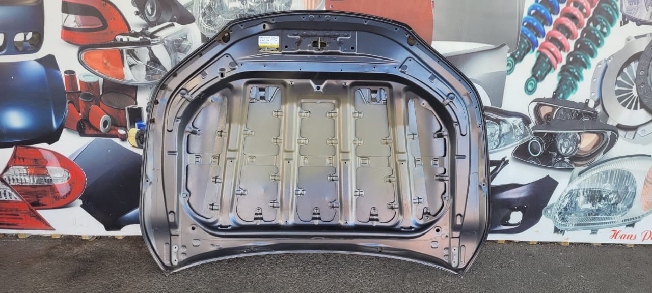 2024 TOYOTA HILUX GD-6 BONNET HOOD FOR SALE. - Private Seller 2024 TOYOTA HILUX GD-6 BONNET HOOD FOR SALE. - Private Seller