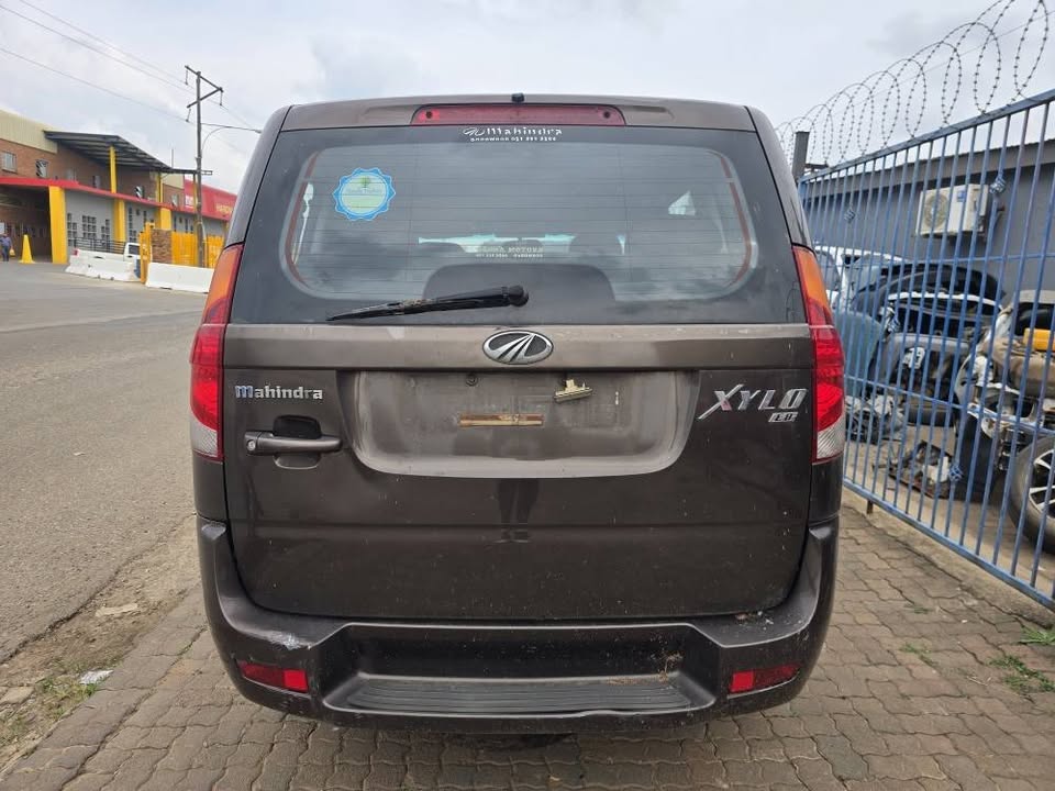 Mahindra Xylo 2.5 Stripping For Spare Parts - Private Seller