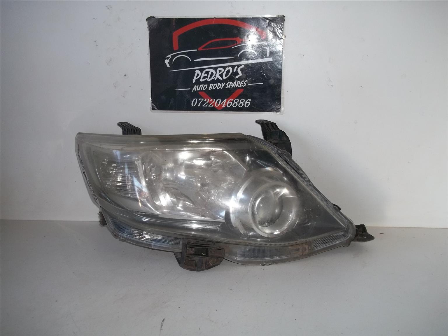 Toyota Yaris '05-'12 left headlight - Private Seller Toyota Yaris '05-'12 left headlight - Private Seller