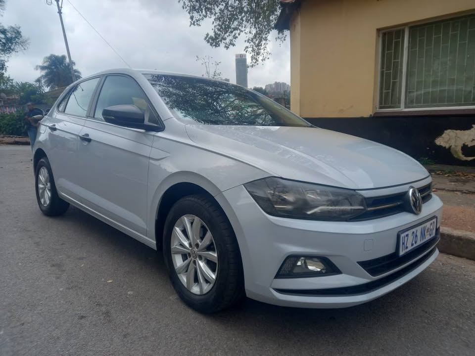 2019 V W polo 8 Tsi 1.0 Manual, Petrol, White, 90000kms